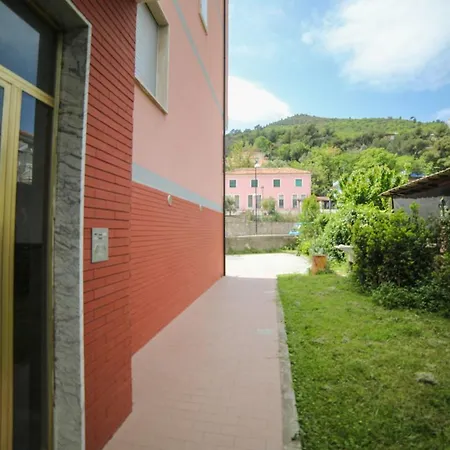 Borghetto Center Large -free Parking . Apartament