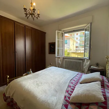 Borghetto Center Large -free Parking . Apartament