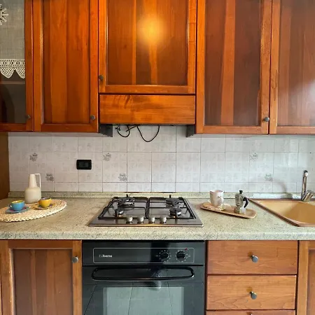 Apartament Borghetto Center Large -free Parking .